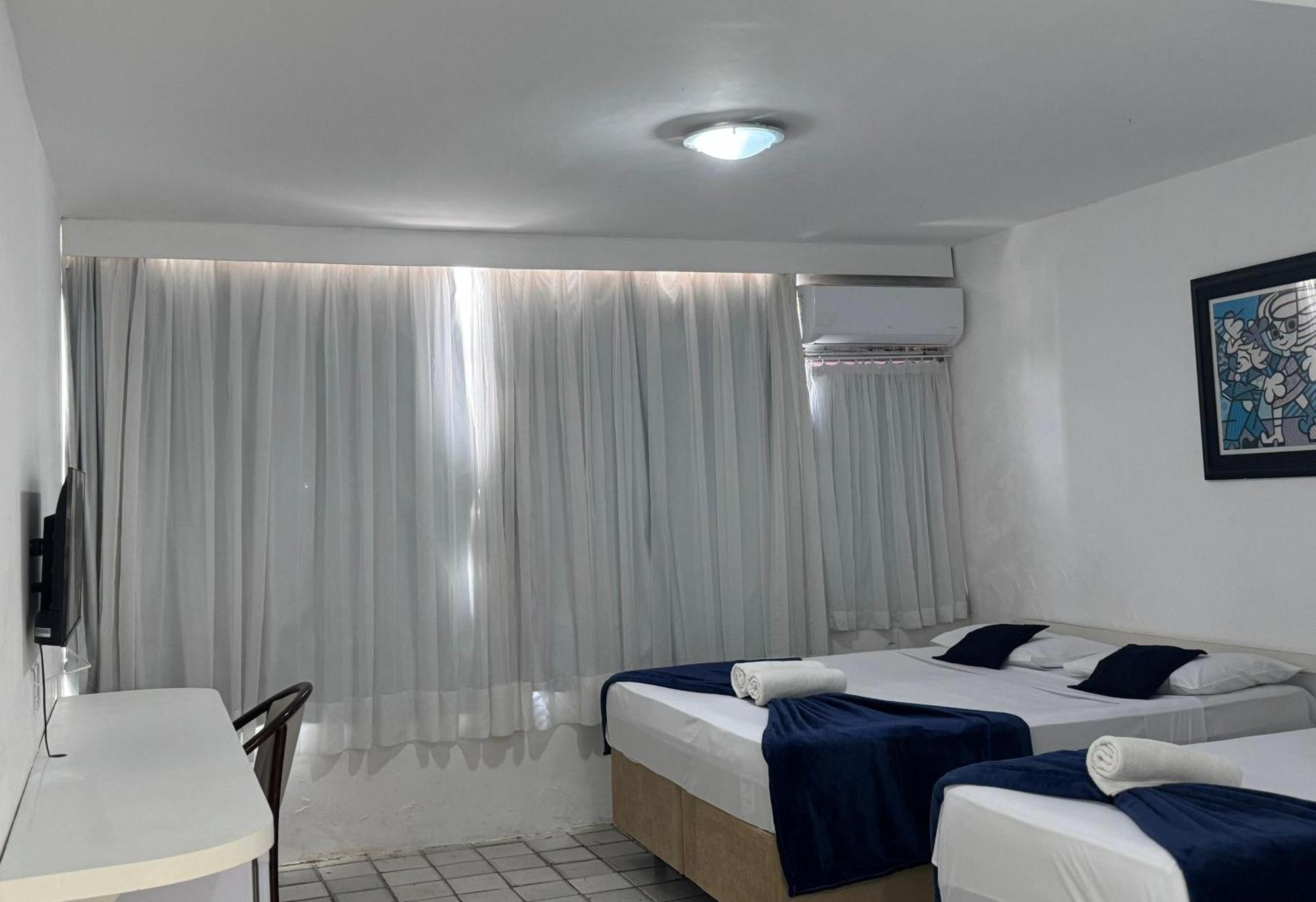Hotel Enseada 3*