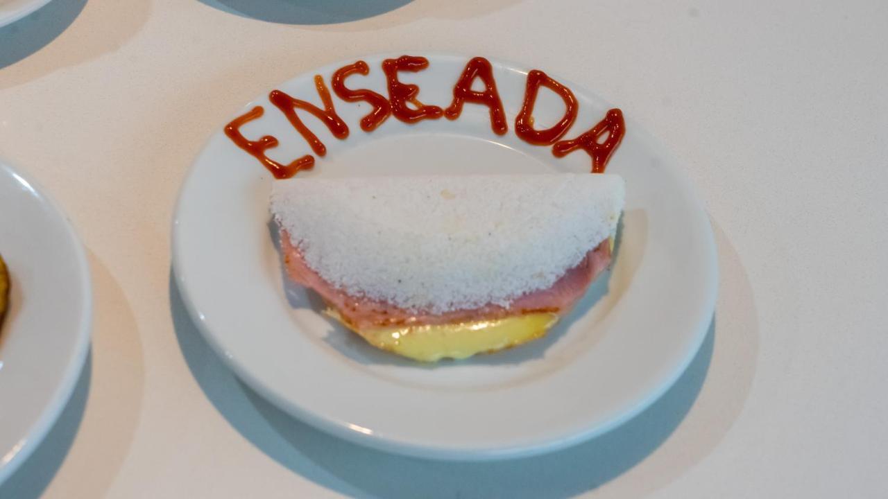 Hotel Enseada 3*